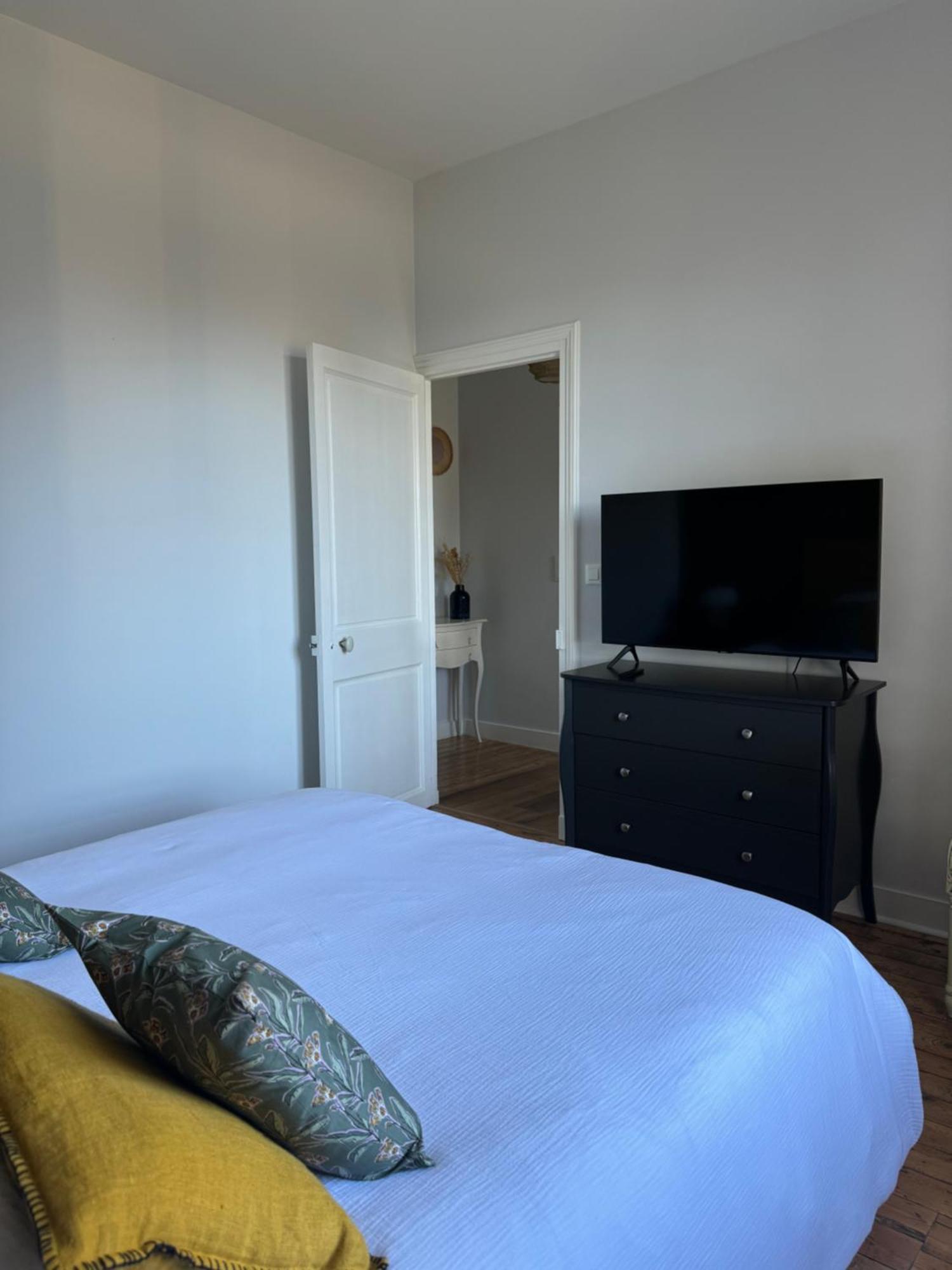 Appartement Le Hetre Pourpre à Bayeux Extérieur photo